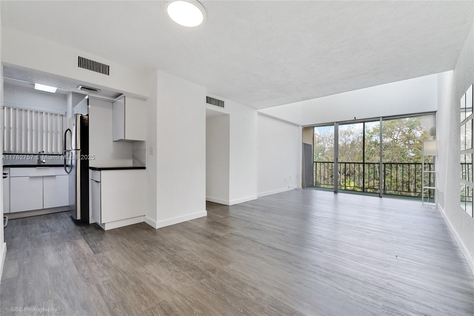 Rental Property at 8860 Fontainebleau Blvd 504, Miami, Broward County, Florida - Bedrooms: 2 
Bathrooms: 2  - $2,400 MO.