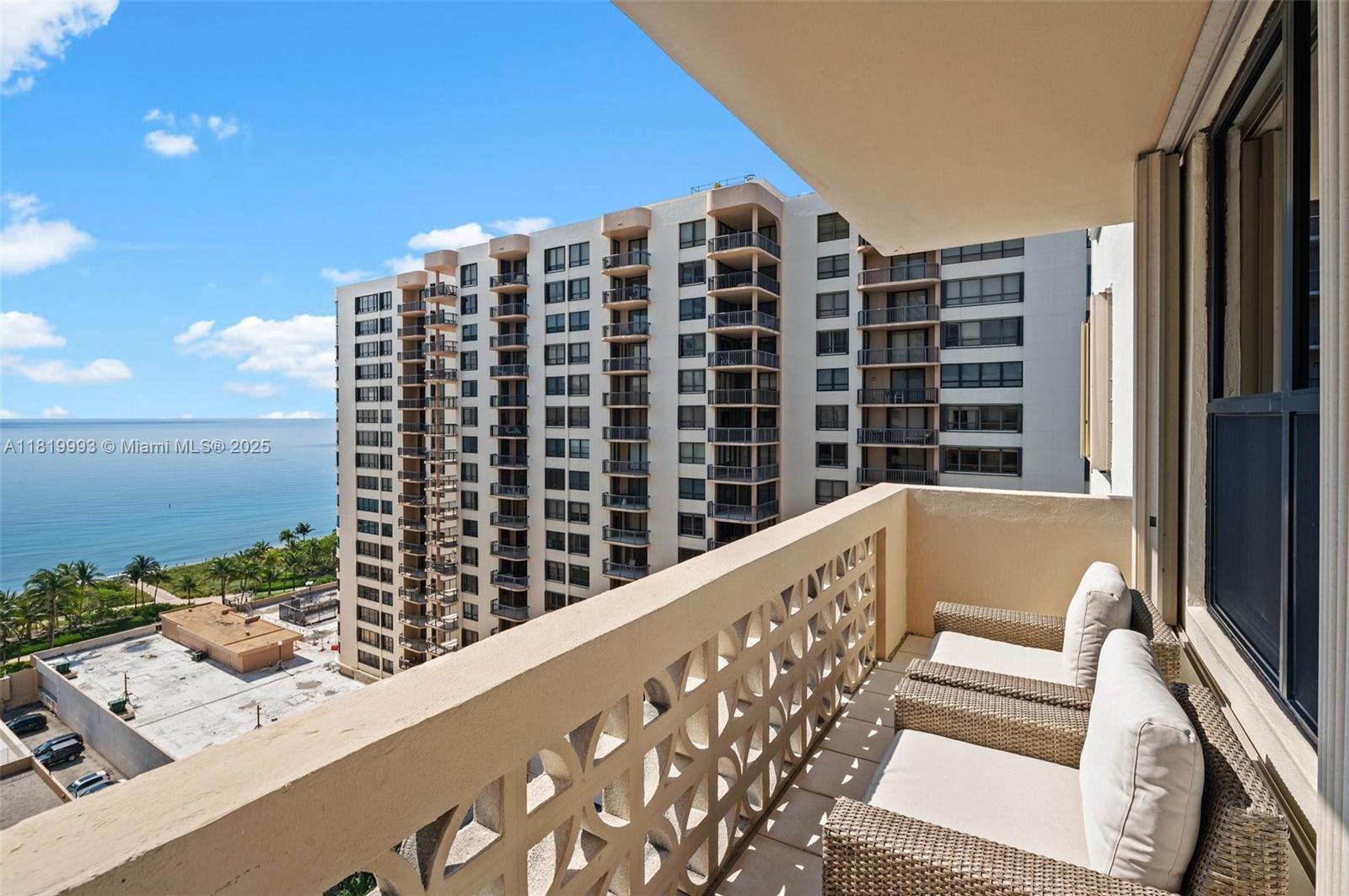 10185 Collins Ave 1508