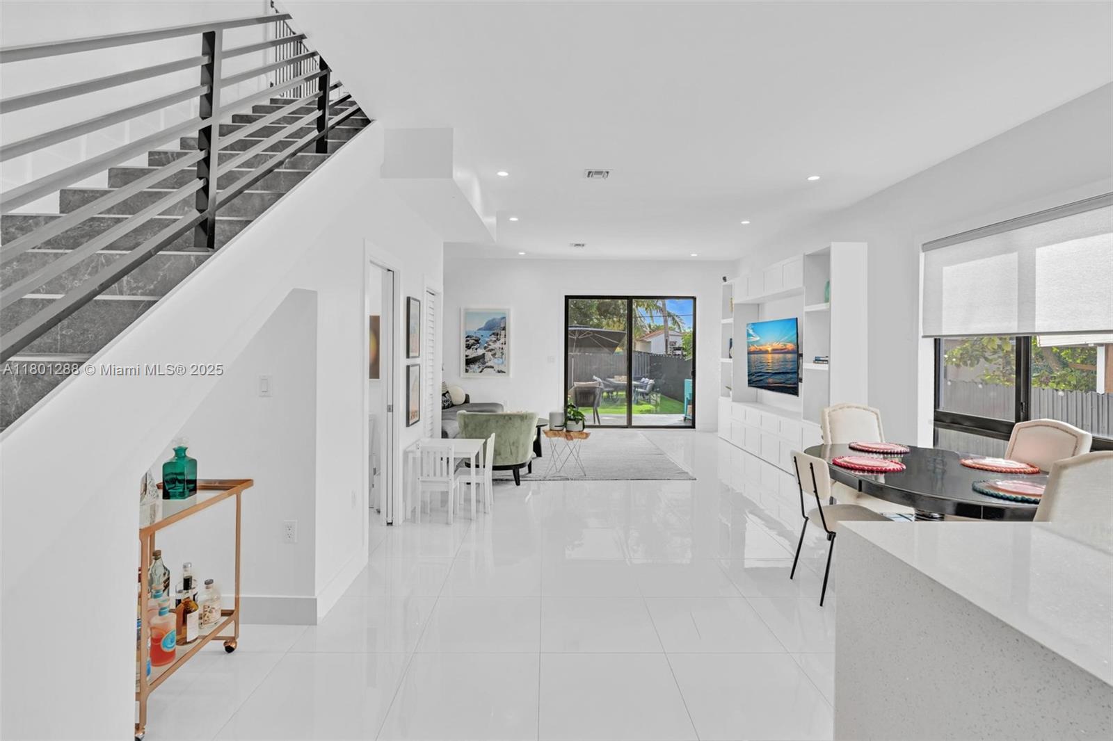 AMD PLAT OF MIAMI SUB ACR - Residential