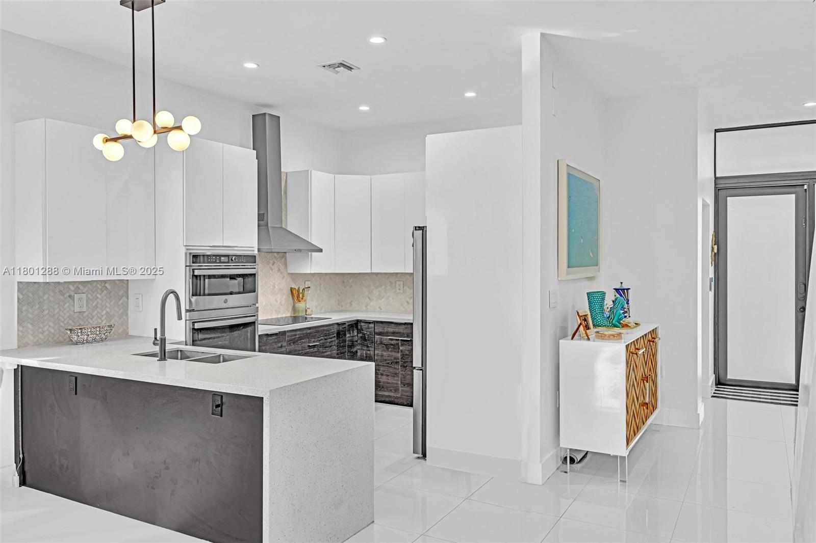 AMD PLAT OF MIAMI SUB ACR - Residential