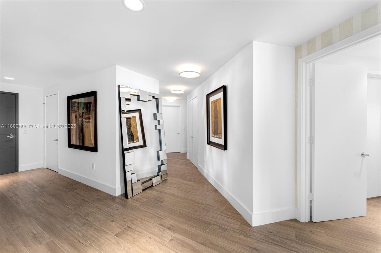 MARINA PALMS RESIDENCES N - Residential