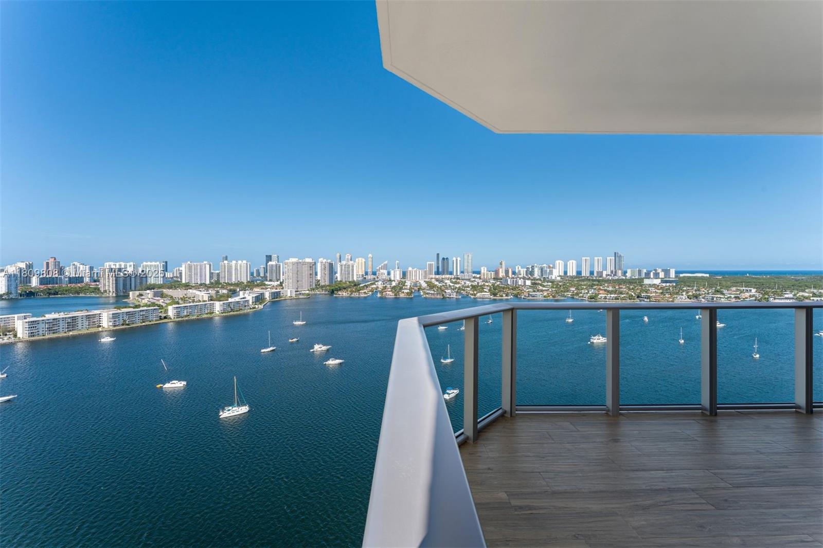 MARINA PALMS RESIDENCES N - Residential