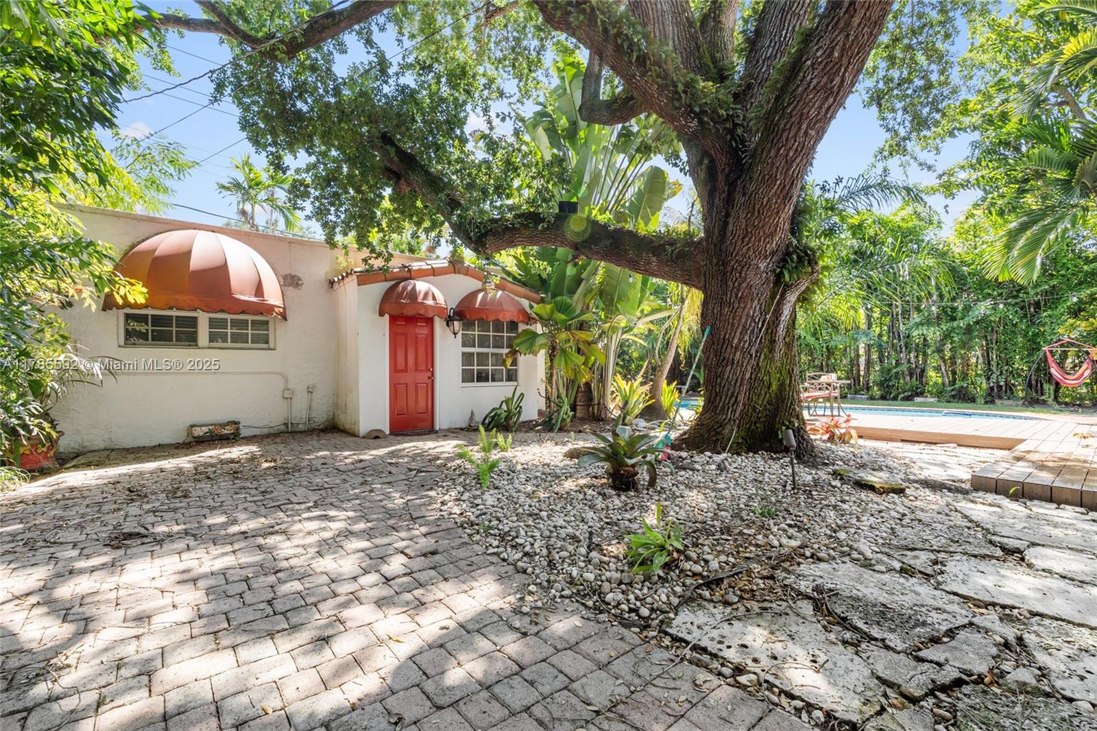Rental Property at 1320 Obispo Ave, Coral Gables, Broward County, Florida - Bedrooms: 1 
Bathrooms: 1  - $2,300 MO.