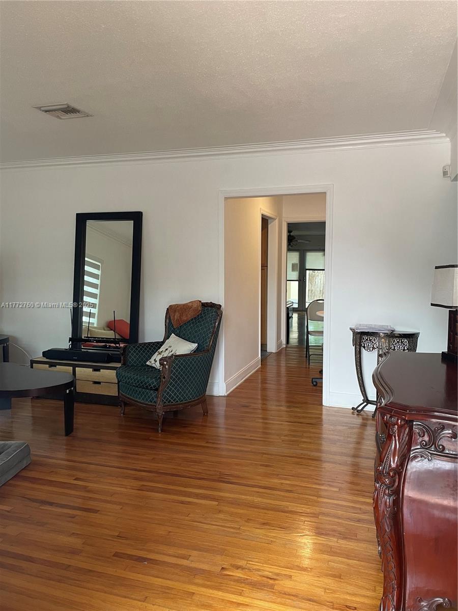 2121 SW 30th Ct, Miami, FL, 33145/$749,000 1 2121 SW 30th Ct