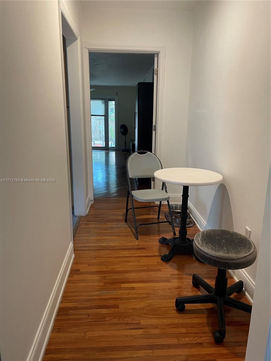 2121 SW 30th Ct, Miami, FL, 33145/$749,000 3 2121 SW 30th Ct