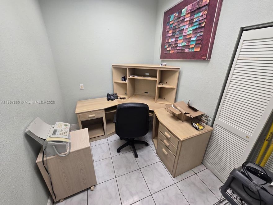 FOR LEASE! Professional office space with 3 private offices, an open work area, and a full bathroom (including shower). This unit has 5 assigned parking spaces. Annual average daily traffic around 33,000 vehicles. Well-located on Powerline with easy access to Florida’s Turnpike and I-95.  Contact for more information.