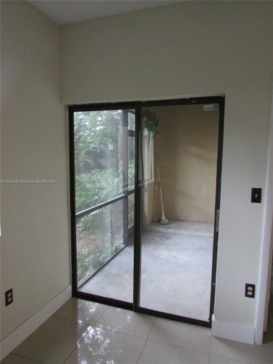 MARINA OAKS CONDO - Residential