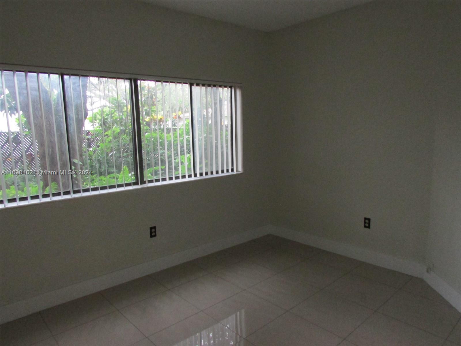 MARINA OAKS CONDO - Residential
