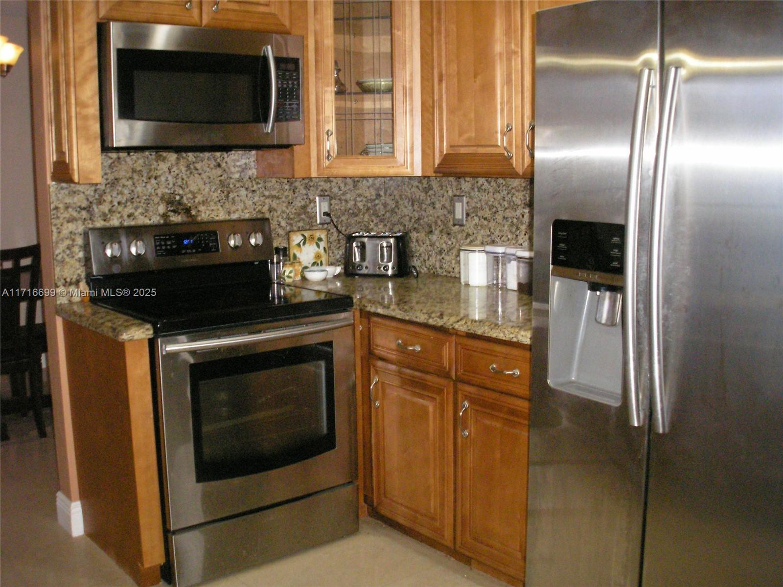 MAINLANDS OF TAMARAC LAKE - Residential