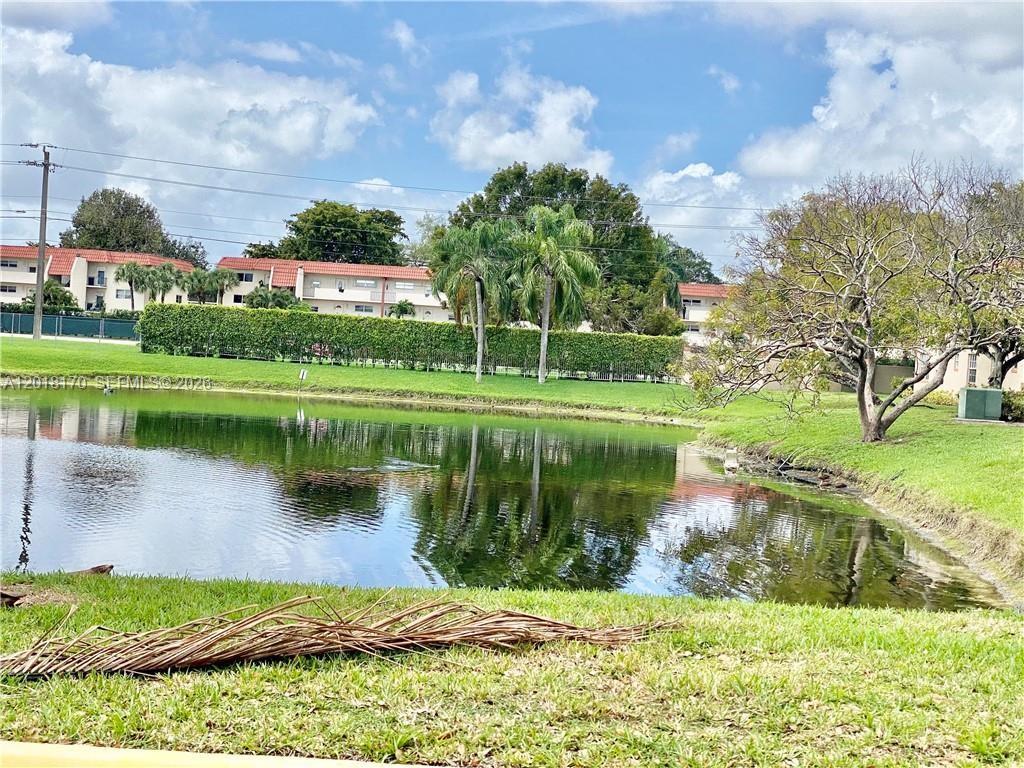 WINDMILL LAKES III CONDO - Residential