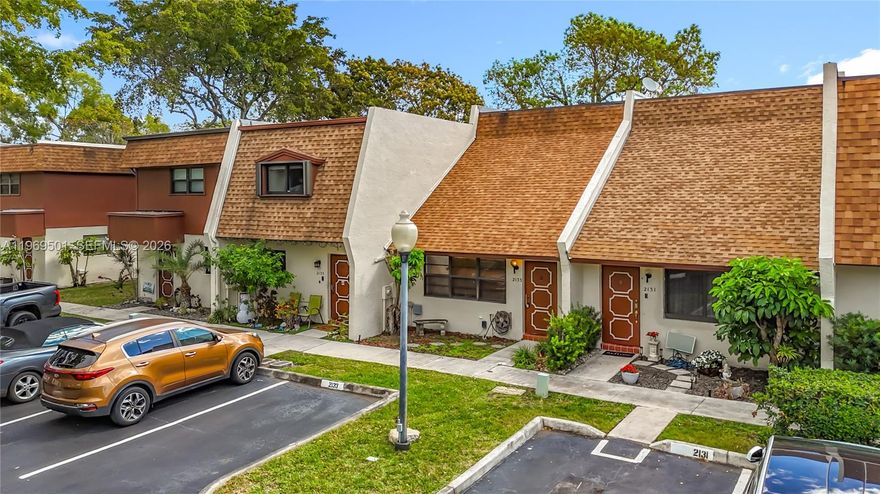 This charming 1.5-bedroom, 1-bathroom townhouse at 2133 N 14th Avenue, Hollywood, FL 33020, offers cozy, low-maintenance living in the desirable Hollywood Lakes neighborhood. Built in 1981, the home ideal for comfortable daily living or as a smart investment property. 
Nestled in the heart of Hollywood's coastal vibe, the location delivers easy access to the best South Florida has to offer: just minutes from the iconic Hollywood Beach Broadwalk with its sandy shores, restaurants, and entertainment; quick drives to Seminole Hard Rock Hotel & Casino, Gulfstream Park, and Dania Pointe; and convenient proximity to major highways (I-95, US-1) for commutes to Fort Lauderdale (15–20 minutes), Miami (about 30 minutes), and Fort Lauderdale-Hollywood International Airport. Enjoy nearby parks, schools, shopping, diverse dining, and year-round sunshine in one of Broward County's most vibrant areas.
Perfect for  beach lovers seeking affordability and prime location—this property combines charm, convenience, and potential in a sought-after spot!