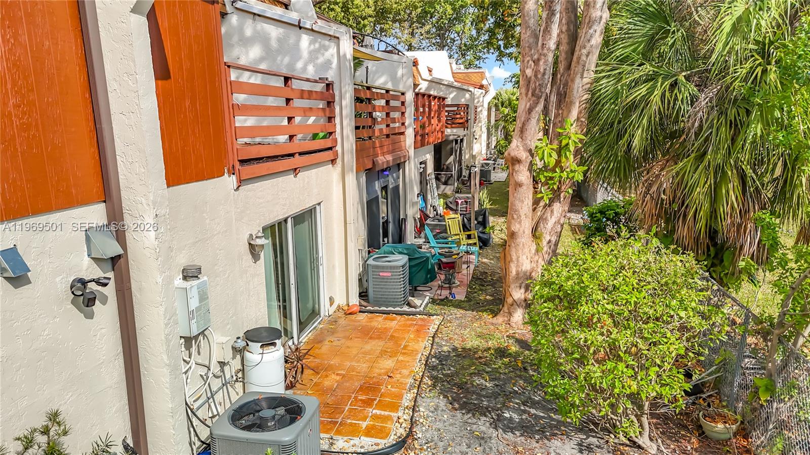 SANDPIPER POINT - Residential Lease