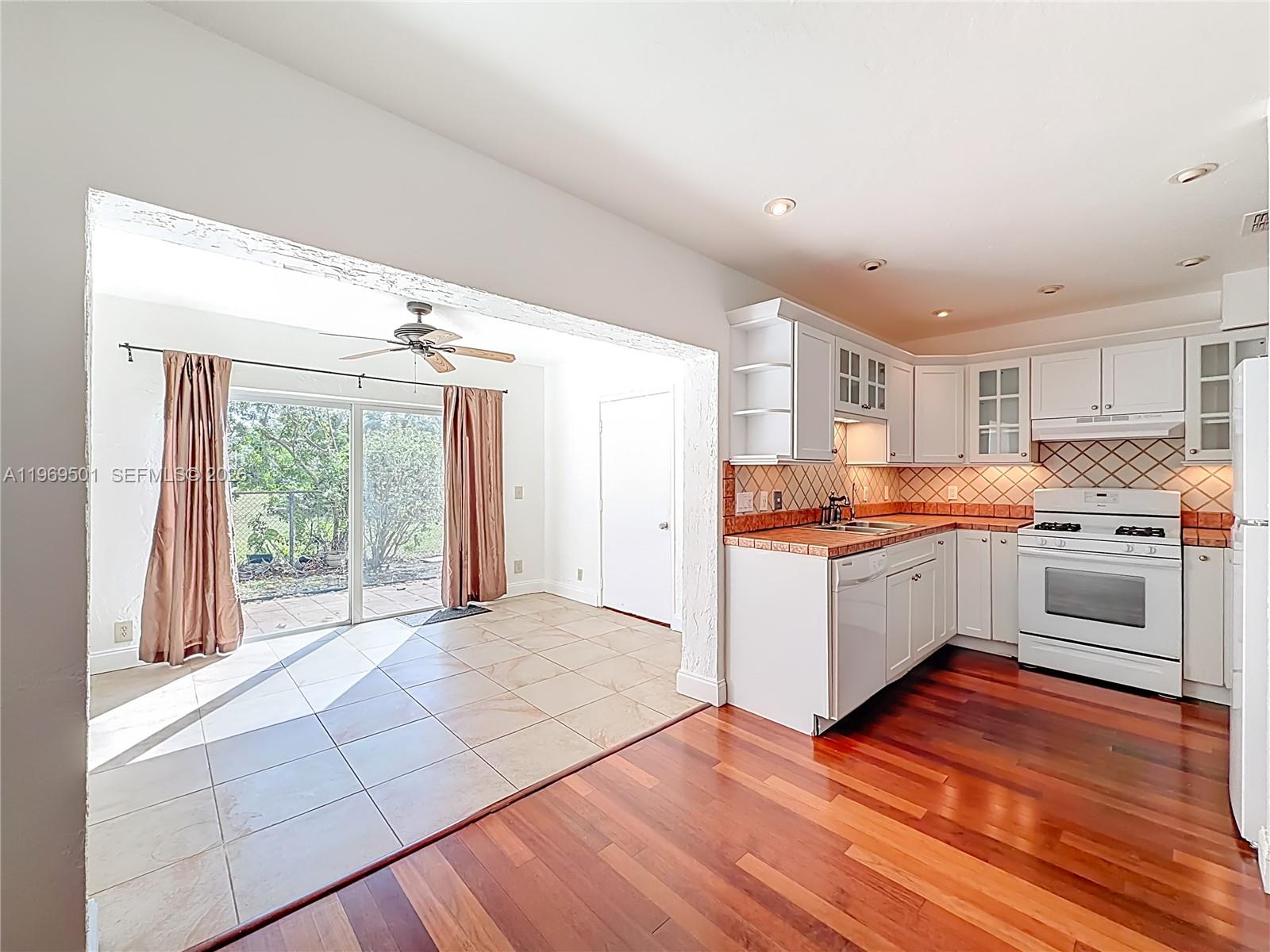 SANDPIPER POINT - Residential Lease