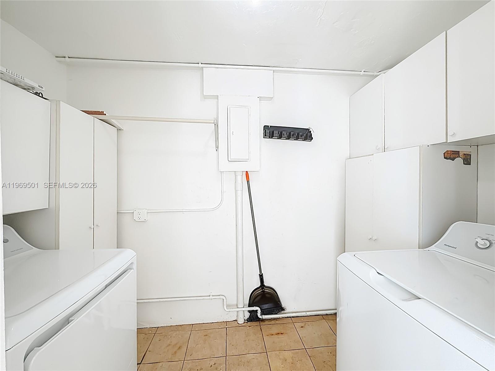 SANDPIPER POINT - Residential Lease