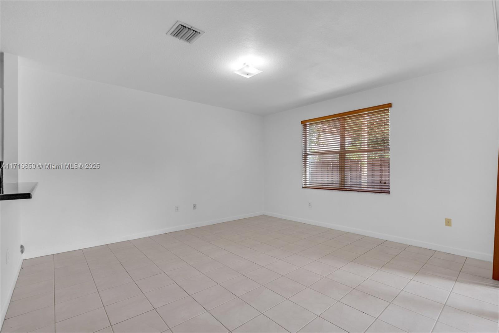 DORAL ISLES MARTINIQUE - Residential Lease