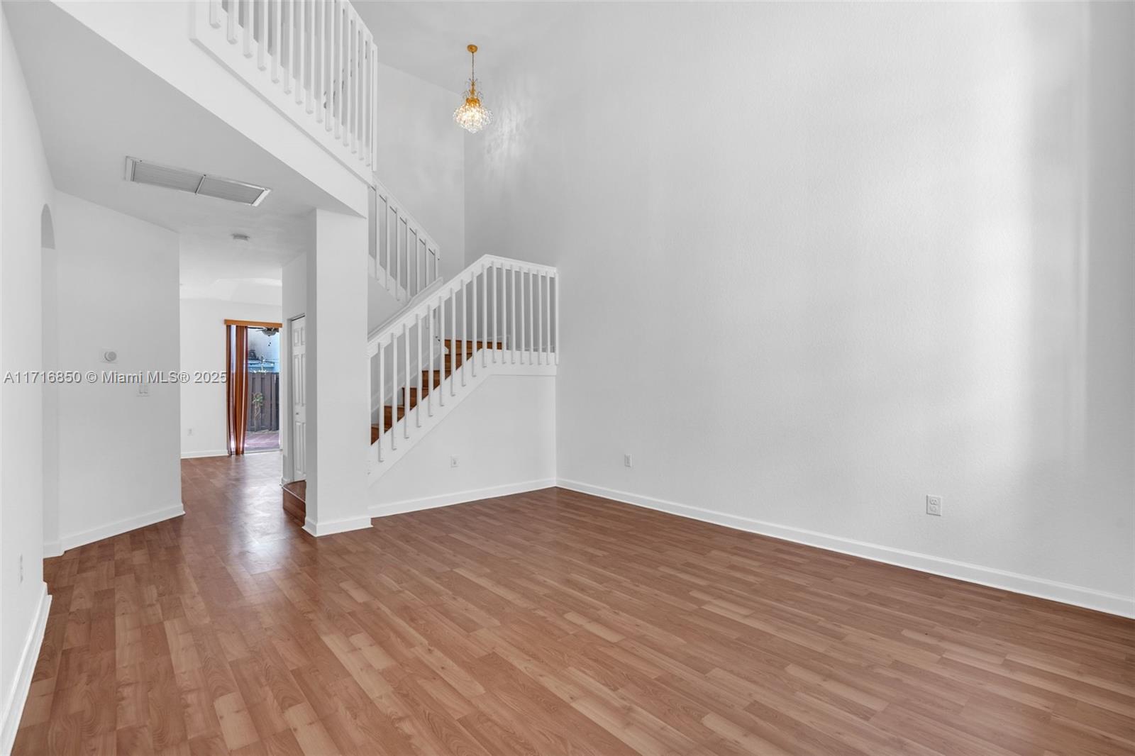 DORAL ISLES MARTINIQUE - Residential Lease