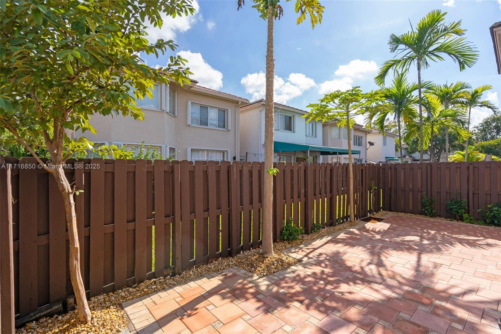 DORAL ISLES MARTINIQUE - Residential Lease