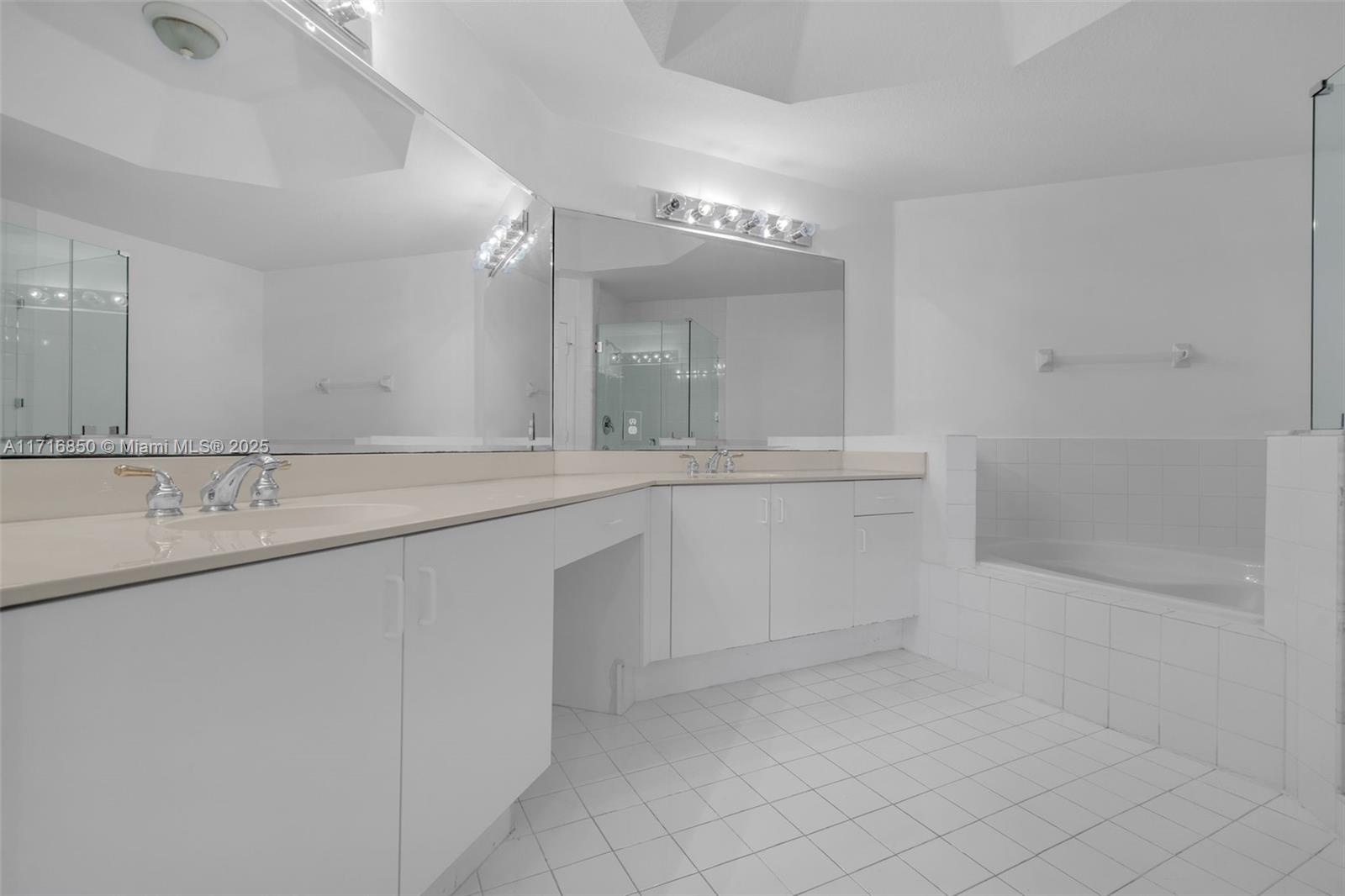 DORAL ISLES MARTINIQUE - Residential Lease