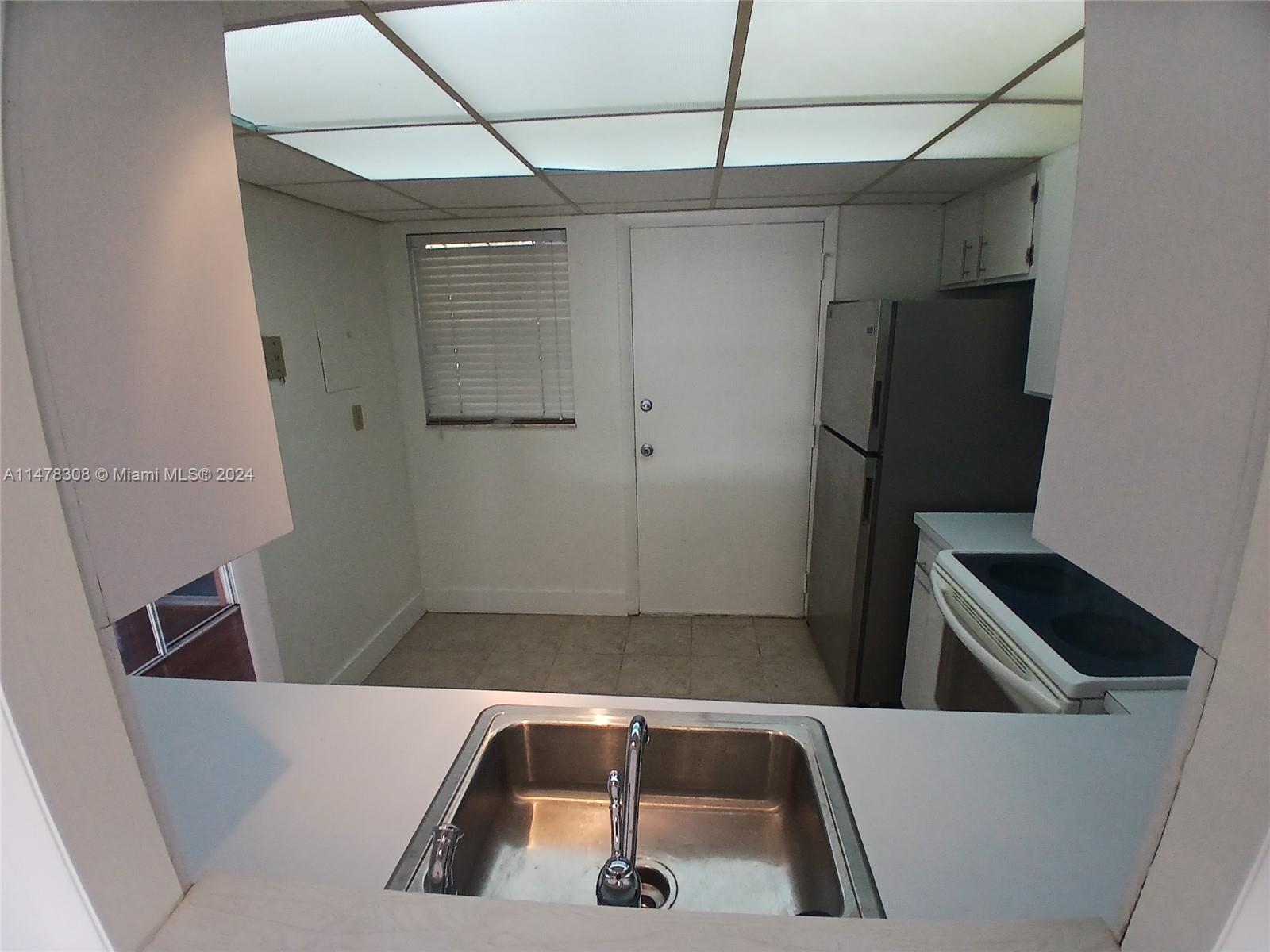 EDEN ISLES CONDO NO 5 - Residential