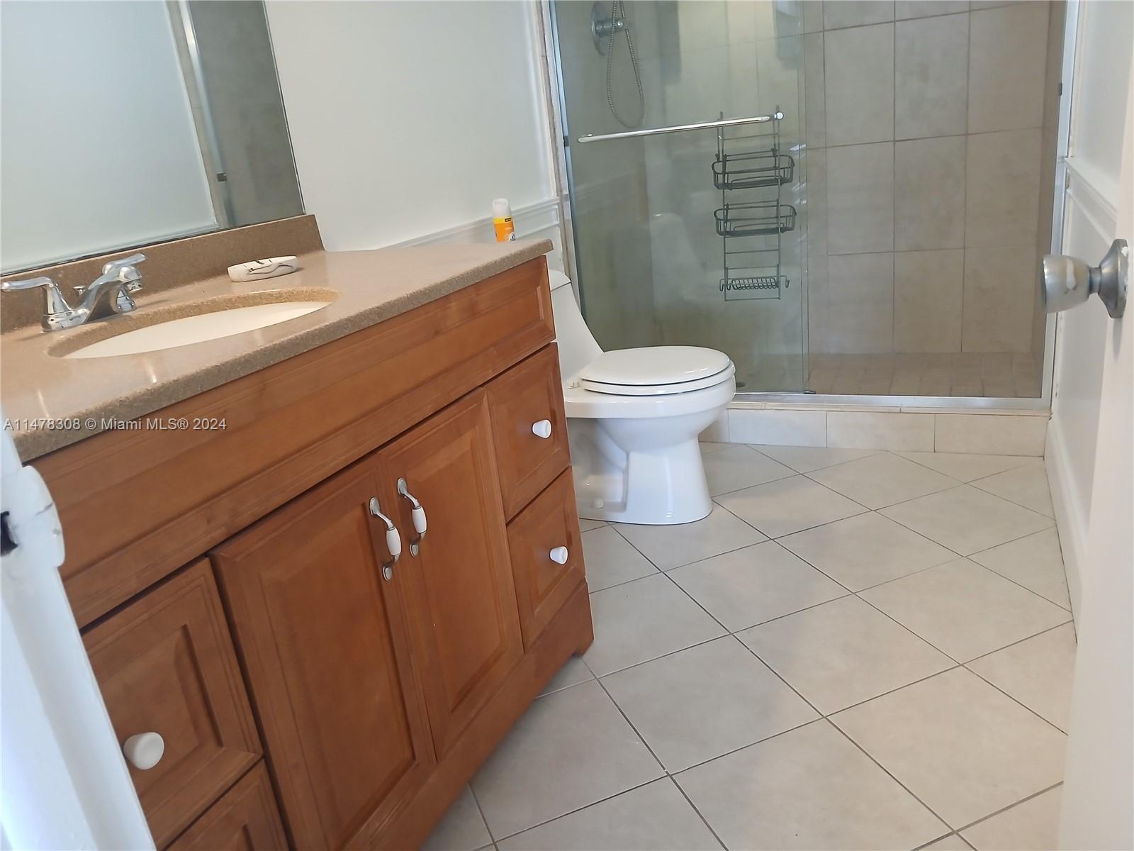 EDEN ISLES CONDO NO 5 - Residential