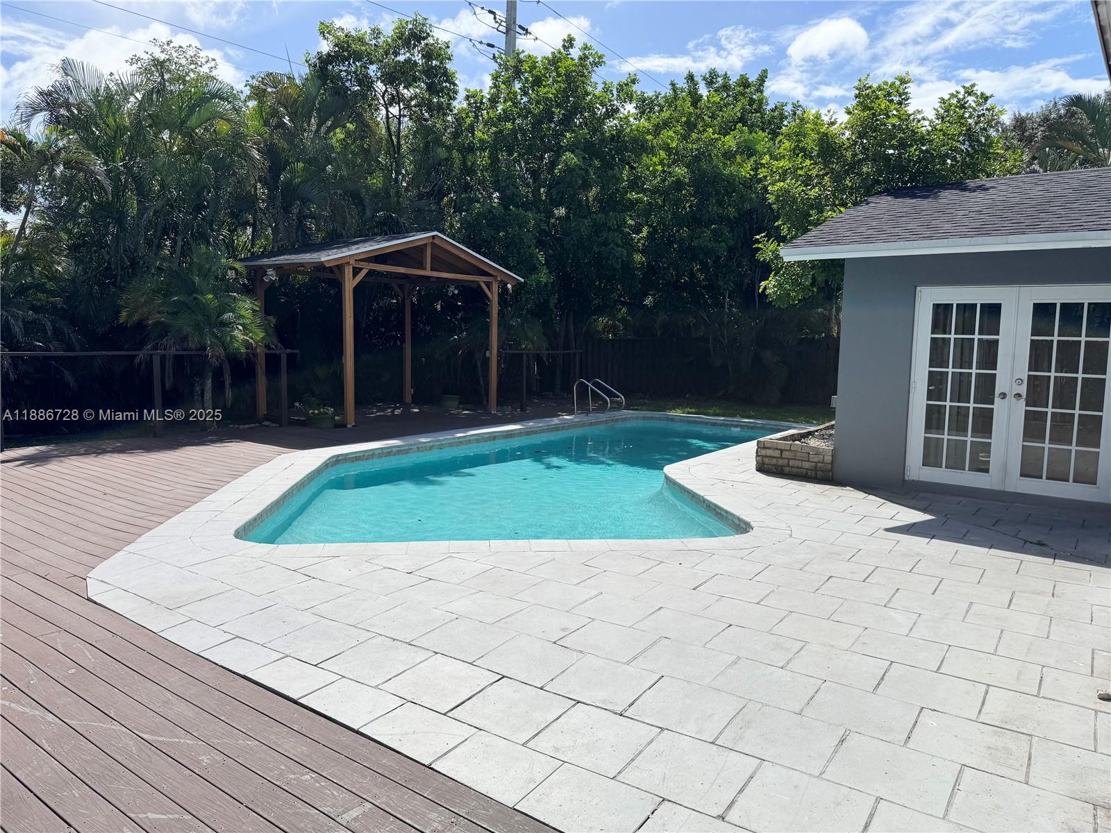 PALM AIRE VILLAGE 3RD SEC - Residential Lease