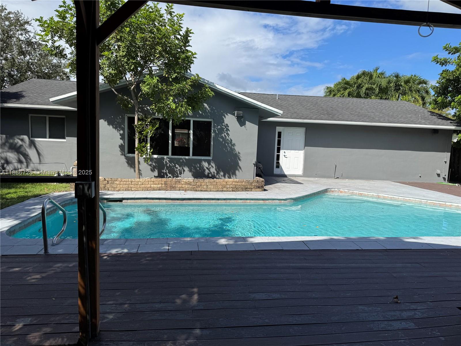 PALM AIRE VILLAGE 3RD SEC - Residential Lease