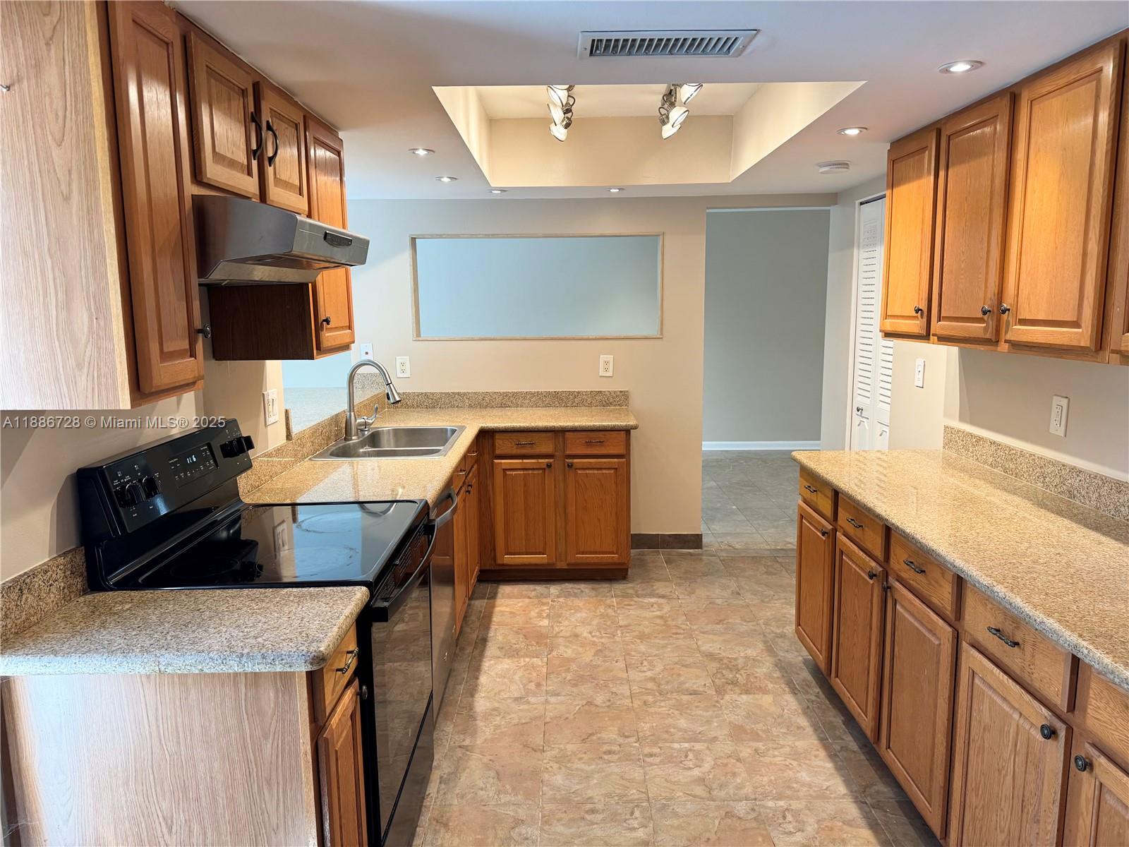 PALM AIRE VILLAGE 3RD SEC - Residential Lease