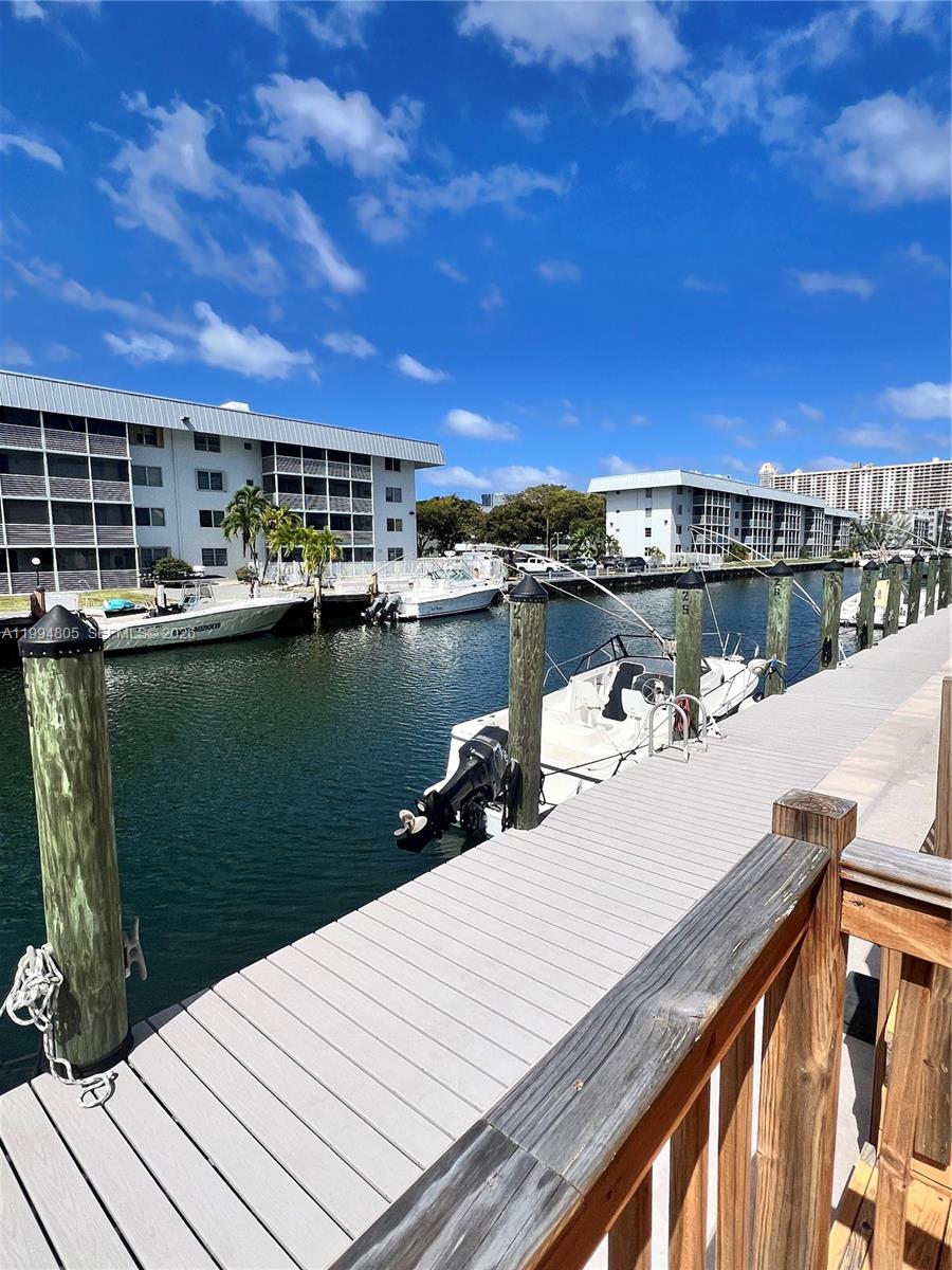SEAGULL TOWNHOMES CONDO - Residential