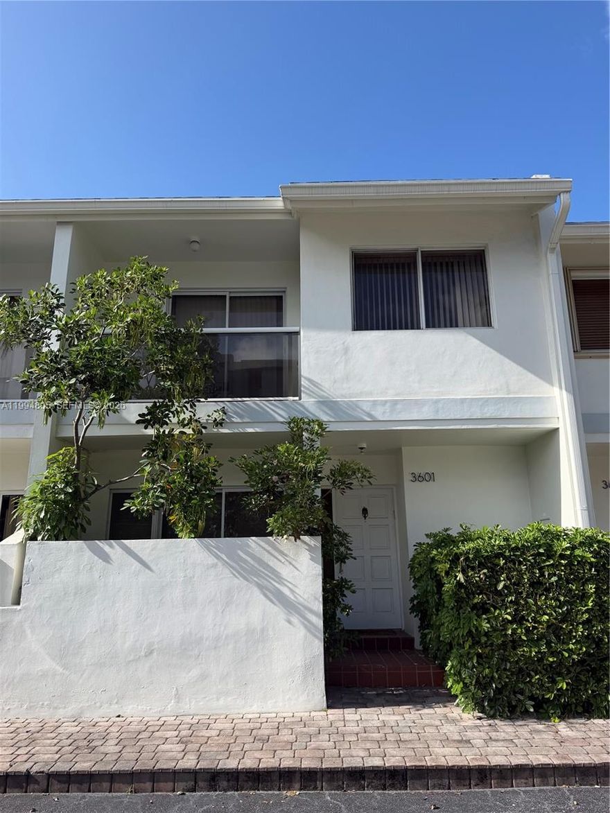 3BR/2.5BA WATERFRONT TOWNHOUSE IN DESIRED EASTERN SHORES.. MASTER SUITE BALCONY AND SPACIOUS PATIO. COMMUNITY OFFERS BEAUTIFUL RENOVATED POOL AREA AND DOCKS FOR BOATS UP TO 35 FEET (WAITLIST) NEW ROOF, JUST PAINTED, AND HAS PASSED RECERTIFICATION. PRIME LOCATION NEAR SHOPPING, DINING, BEACHES AND HOUSE OF WORSHIP. CLOSE TO AVENTURA, SUNNY ISLES, BAL HARBOUR. KAYAK, PADDELBOARD, JETSKI RIGHT OUTSIDE YOUR BACKDOOR WITH DIRECT OCEAN ACCESS AND NO FIXED BRIDGES! MAKE THIS YOUR DREAM HOME! UNITS RARELY AVAILABLE.