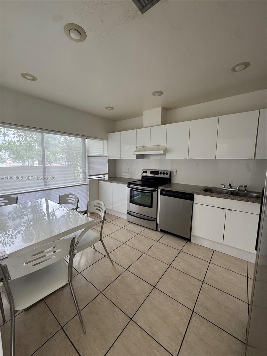 SEAGULL TOWNHOMES CONDO - Residential