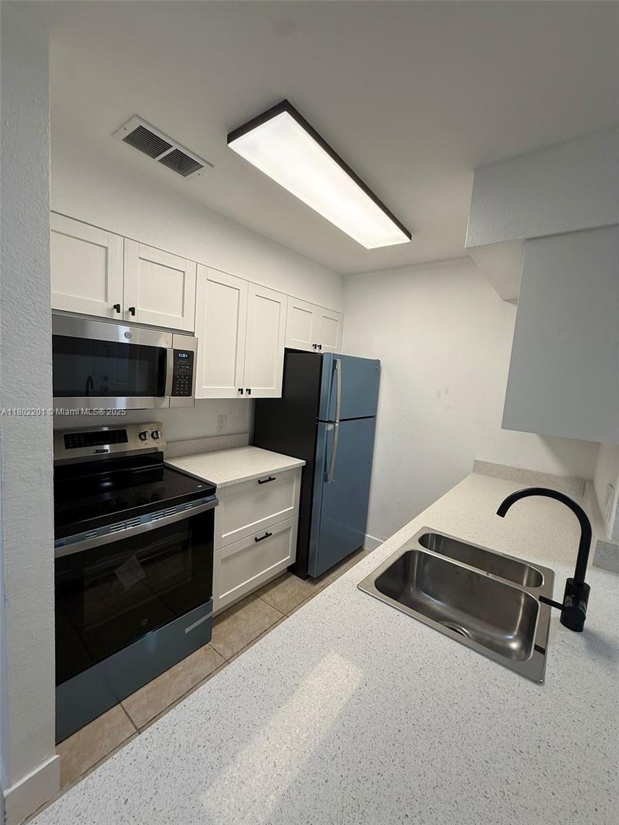 2846 S University Dr 4103