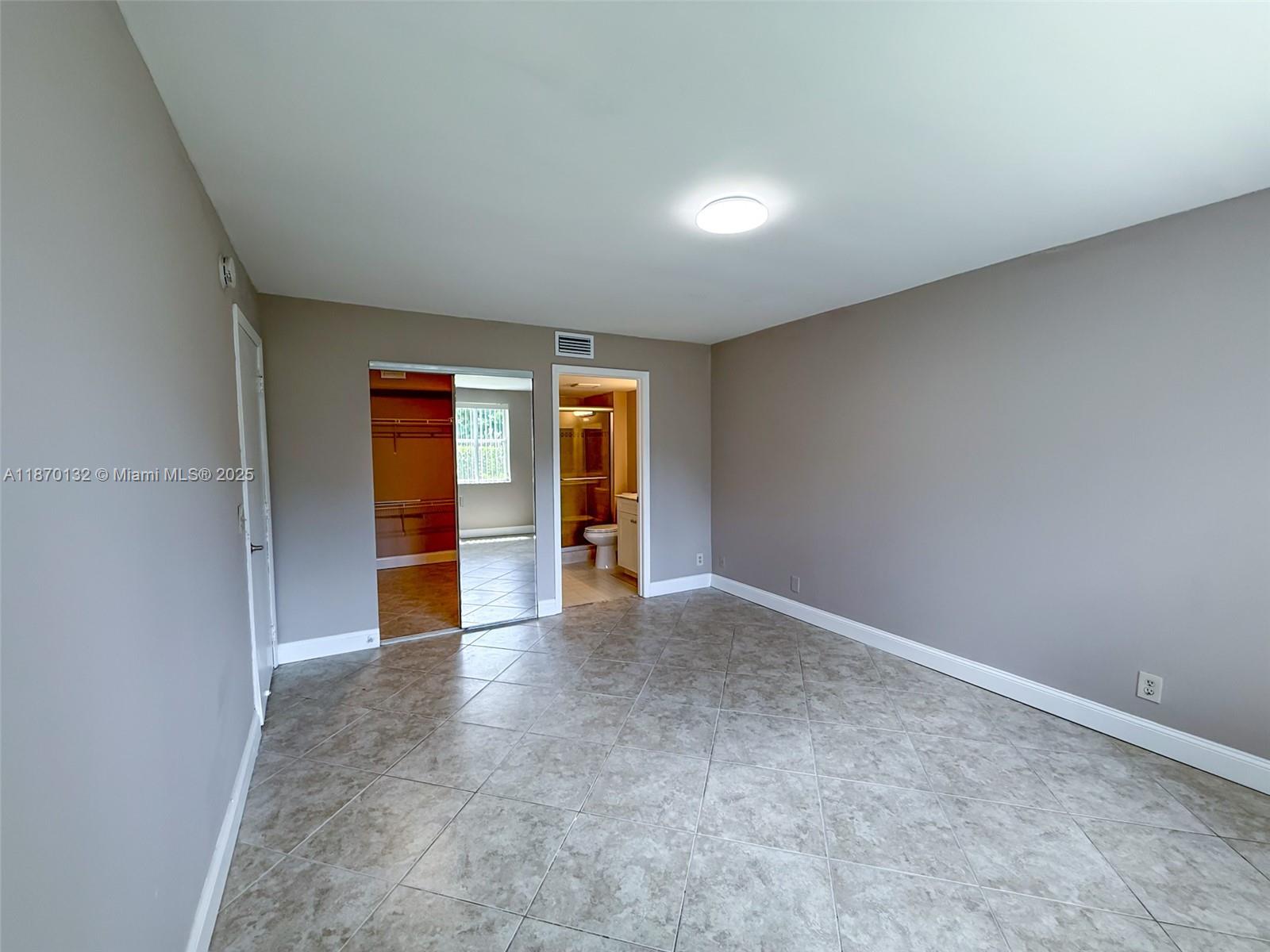 EDGEWATER CONDO - Residential Lease