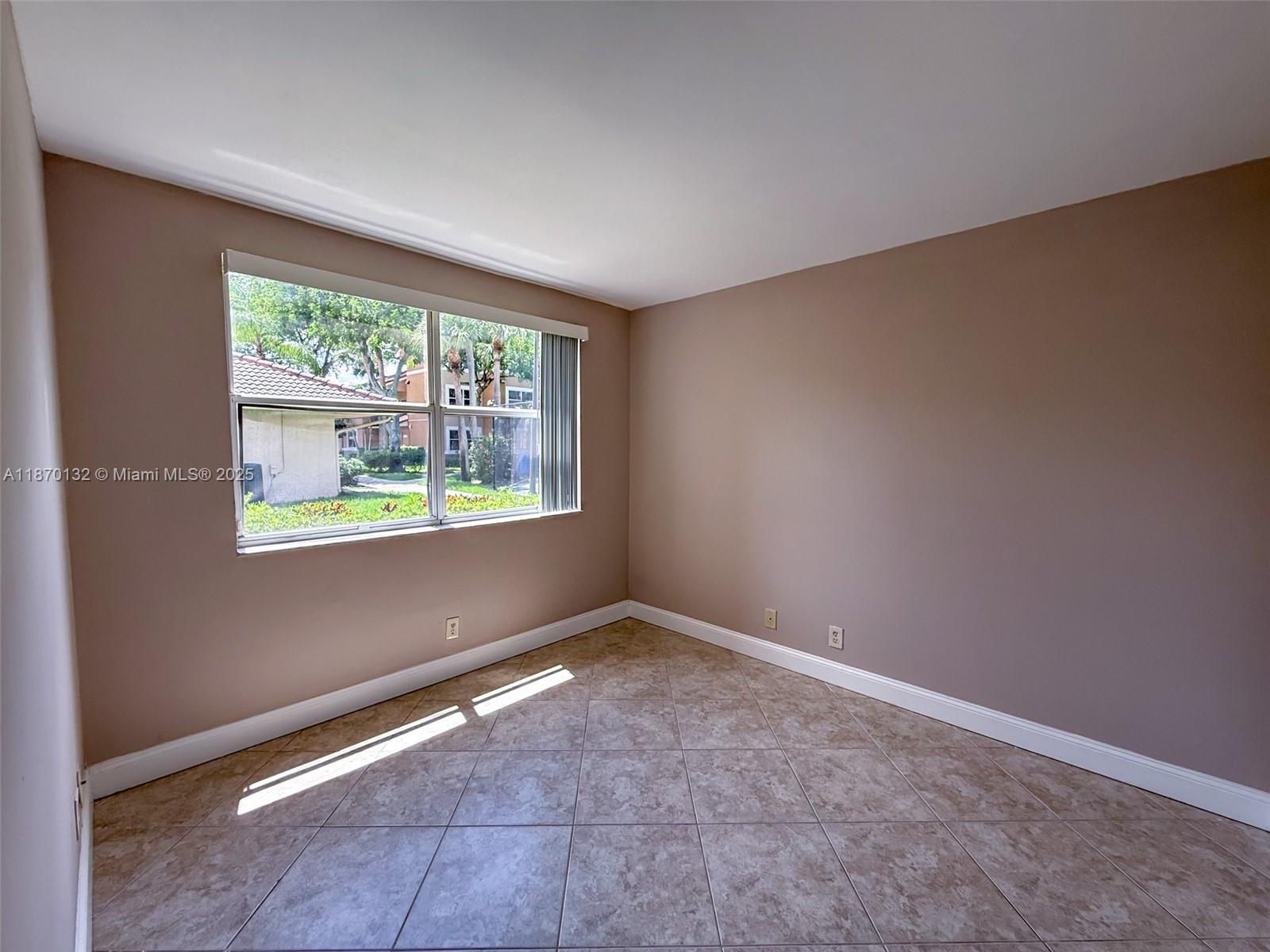 EDGEWATER CONDO - Residential Lease