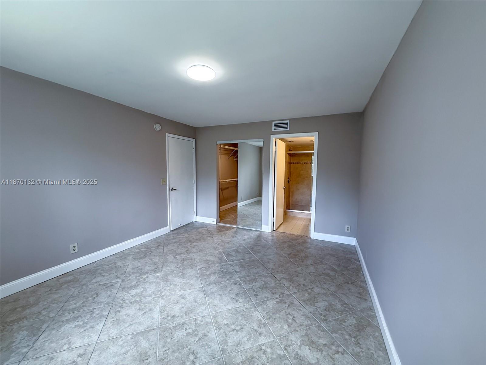 EDGEWATER CONDO - Residential Lease