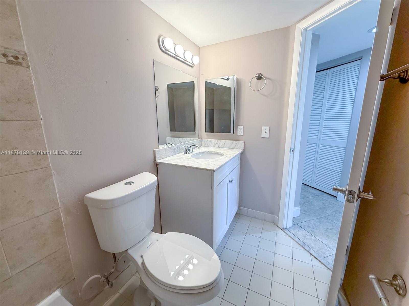 EDGEWATER CONDO - Residential Lease