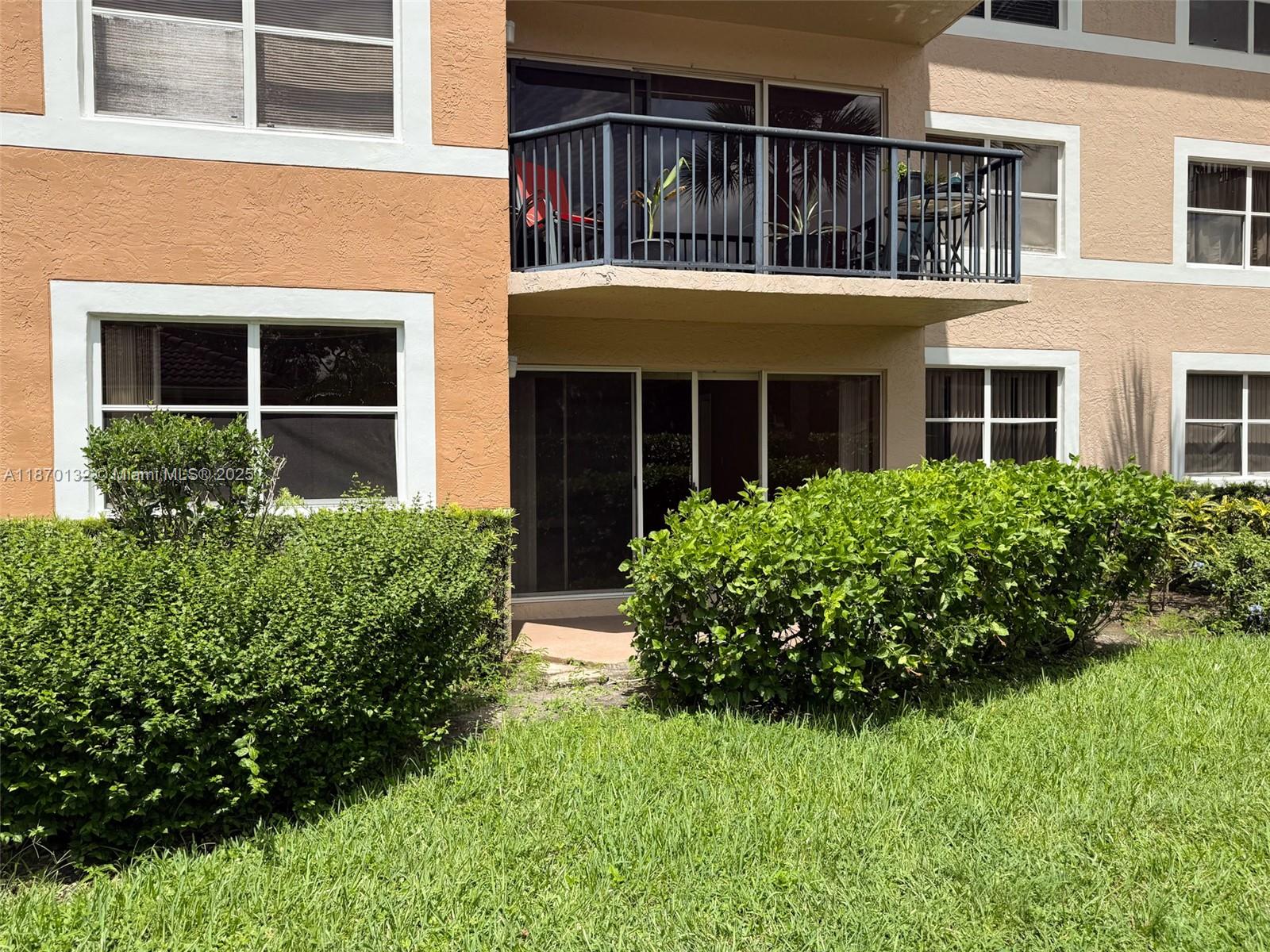 EDGEWATER CONDO - Residential Lease