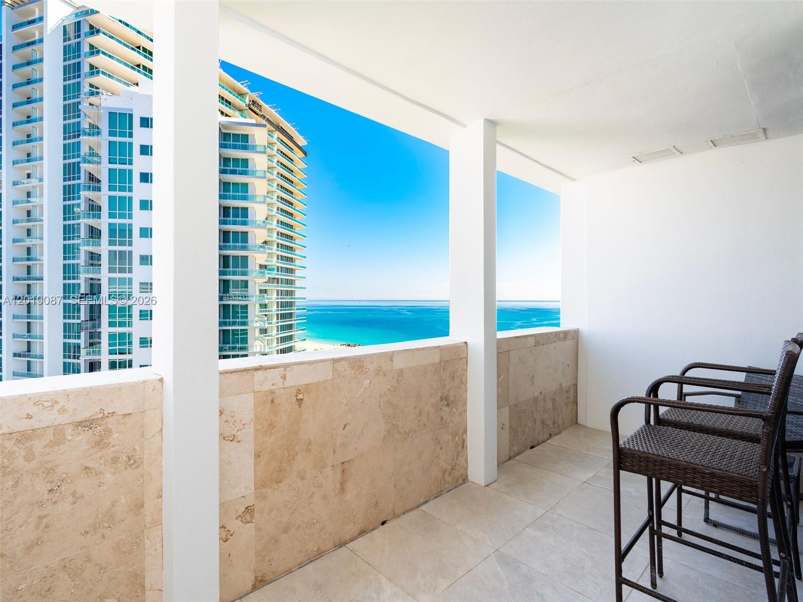 10275 Collins Ave 1502
