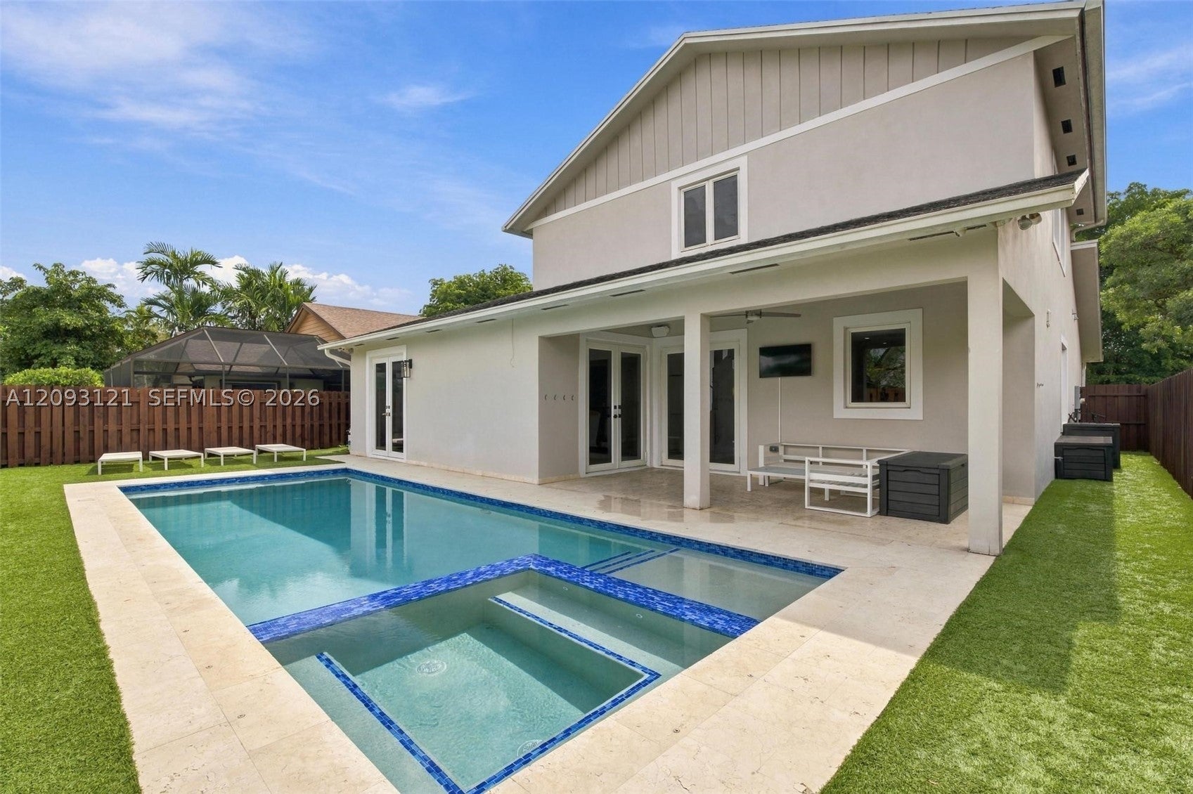 5428 SW 152nd Place Cir