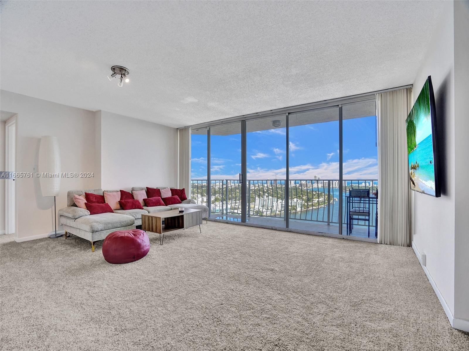 THE GRANDVIEW PALACE COND - Residential Lease