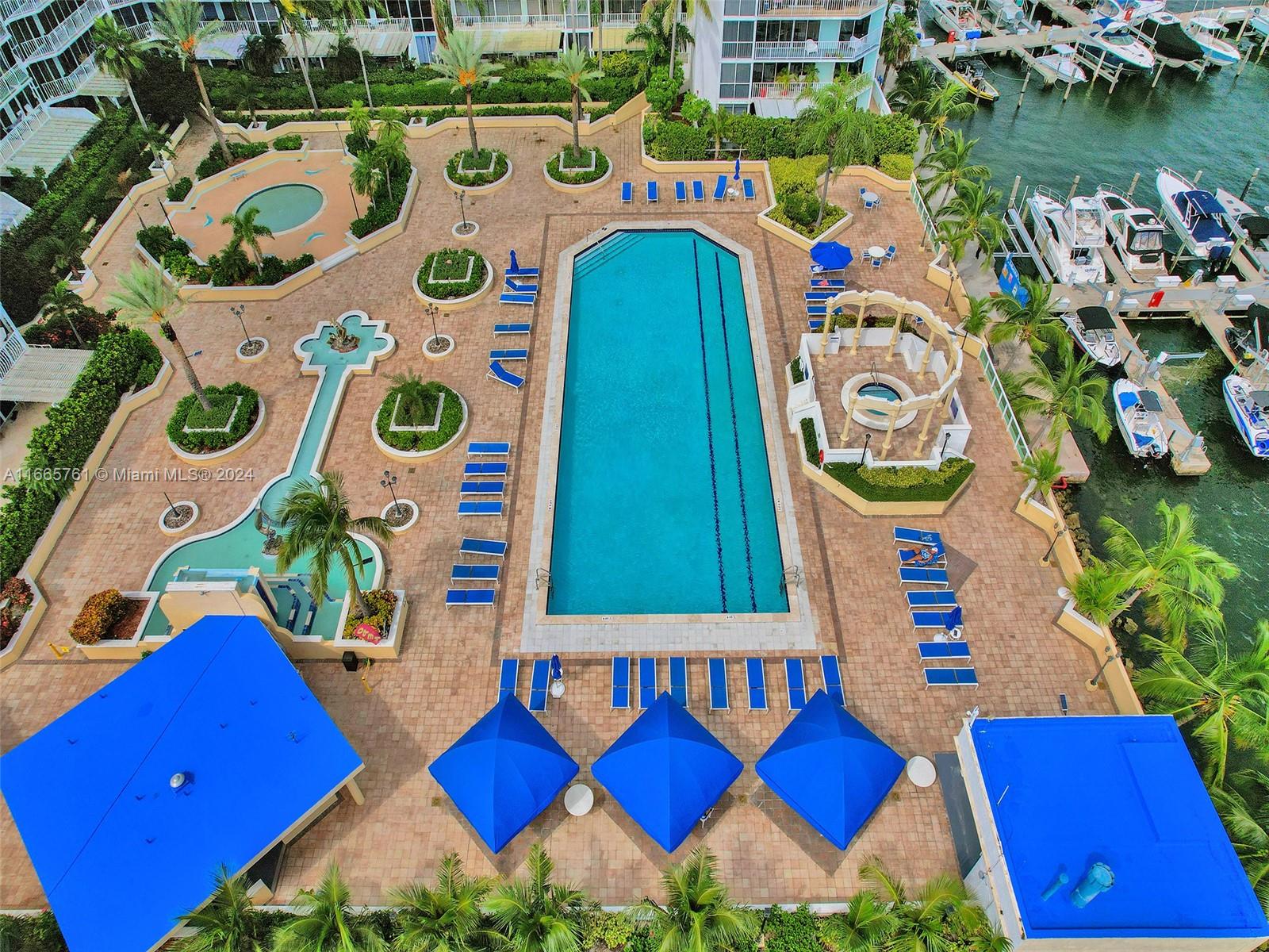 THE GRANDVIEW PALACE COND - Residential Lease