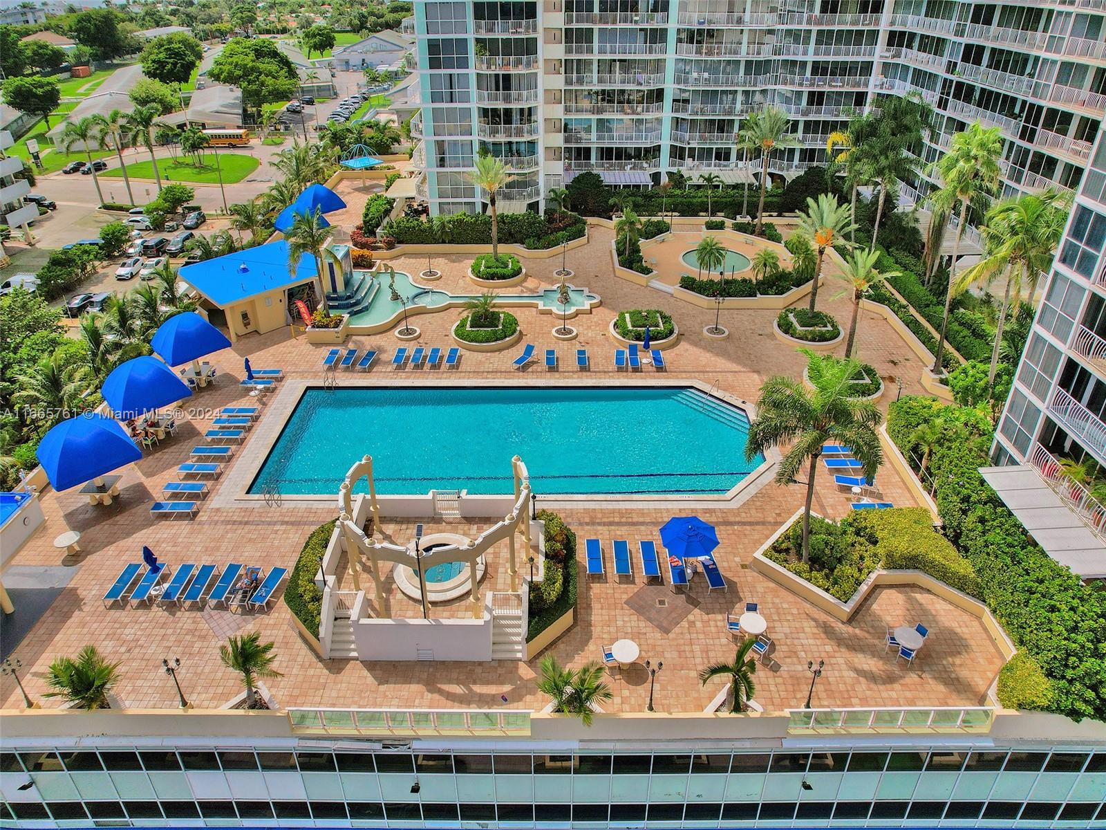 THE GRANDVIEW PALACE COND - Residential Lease