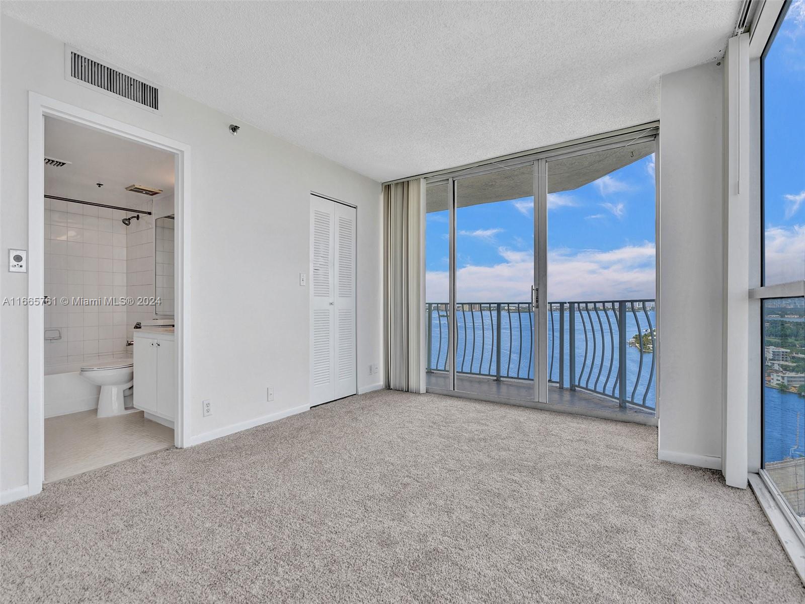 THE GRANDVIEW PALACE COND - Residential Lease