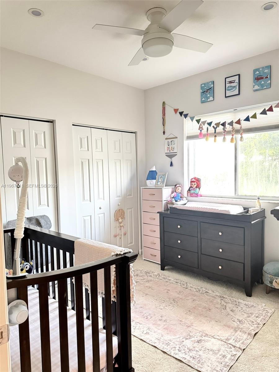 EMILIOS PLACE AT OASIS - Residential