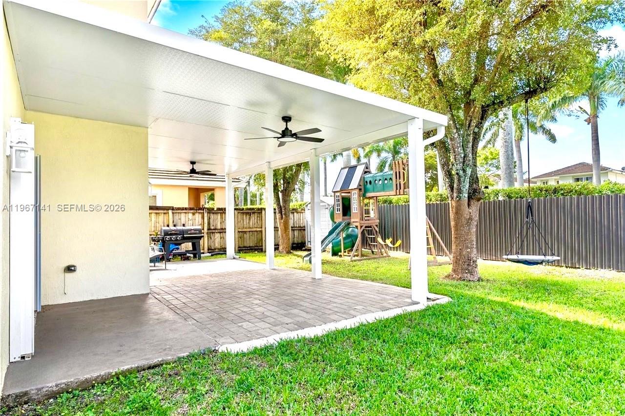 EMILIOS PLACE AT OASIS - Residential