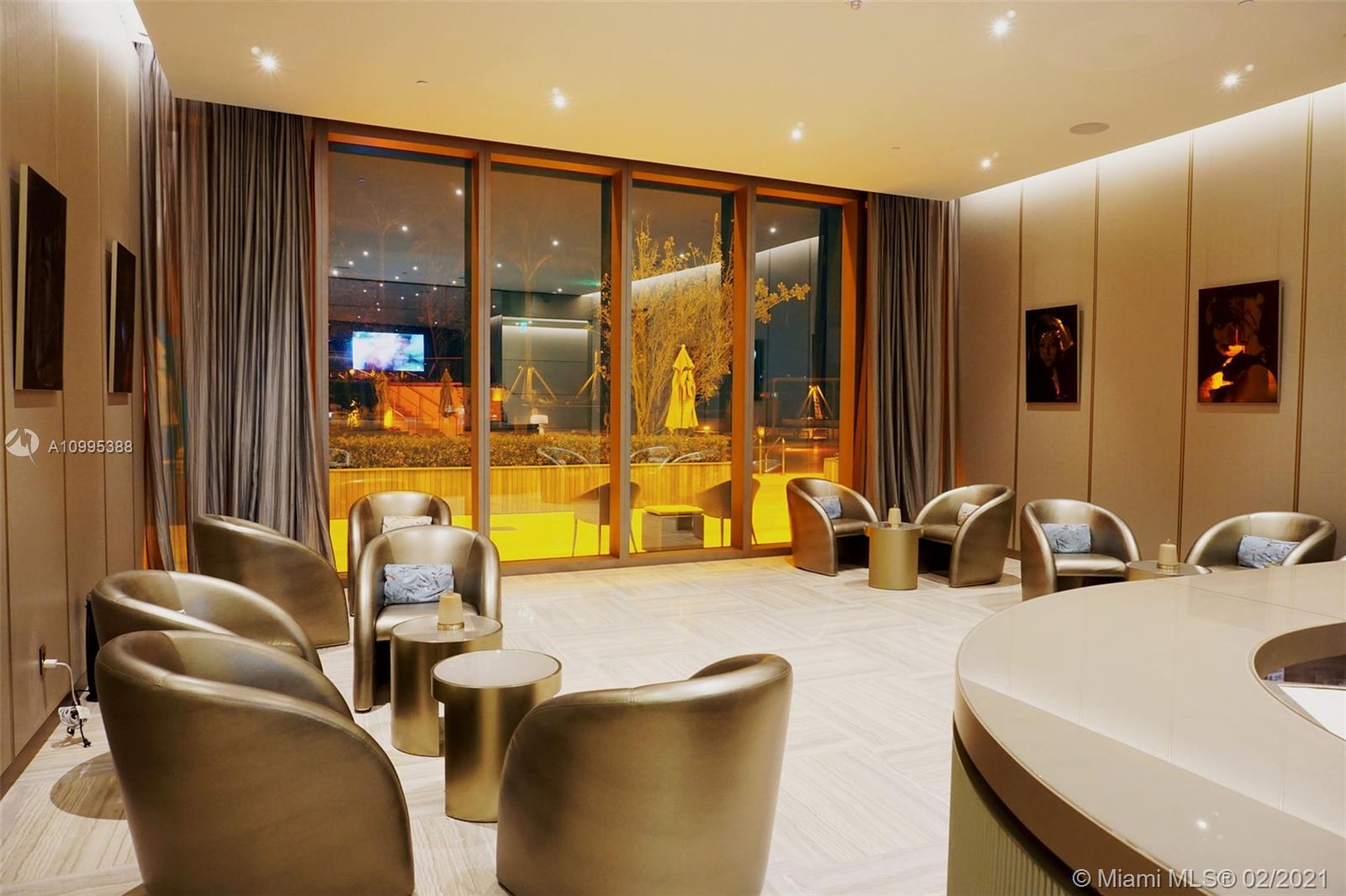 18975 COLLINS CONDO - Residential