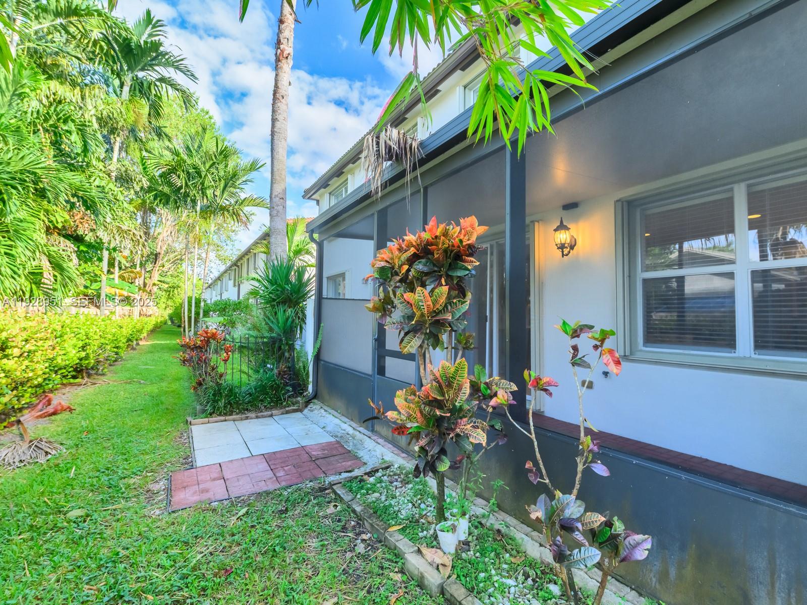 DARLINGTON PARK - Residential Lease