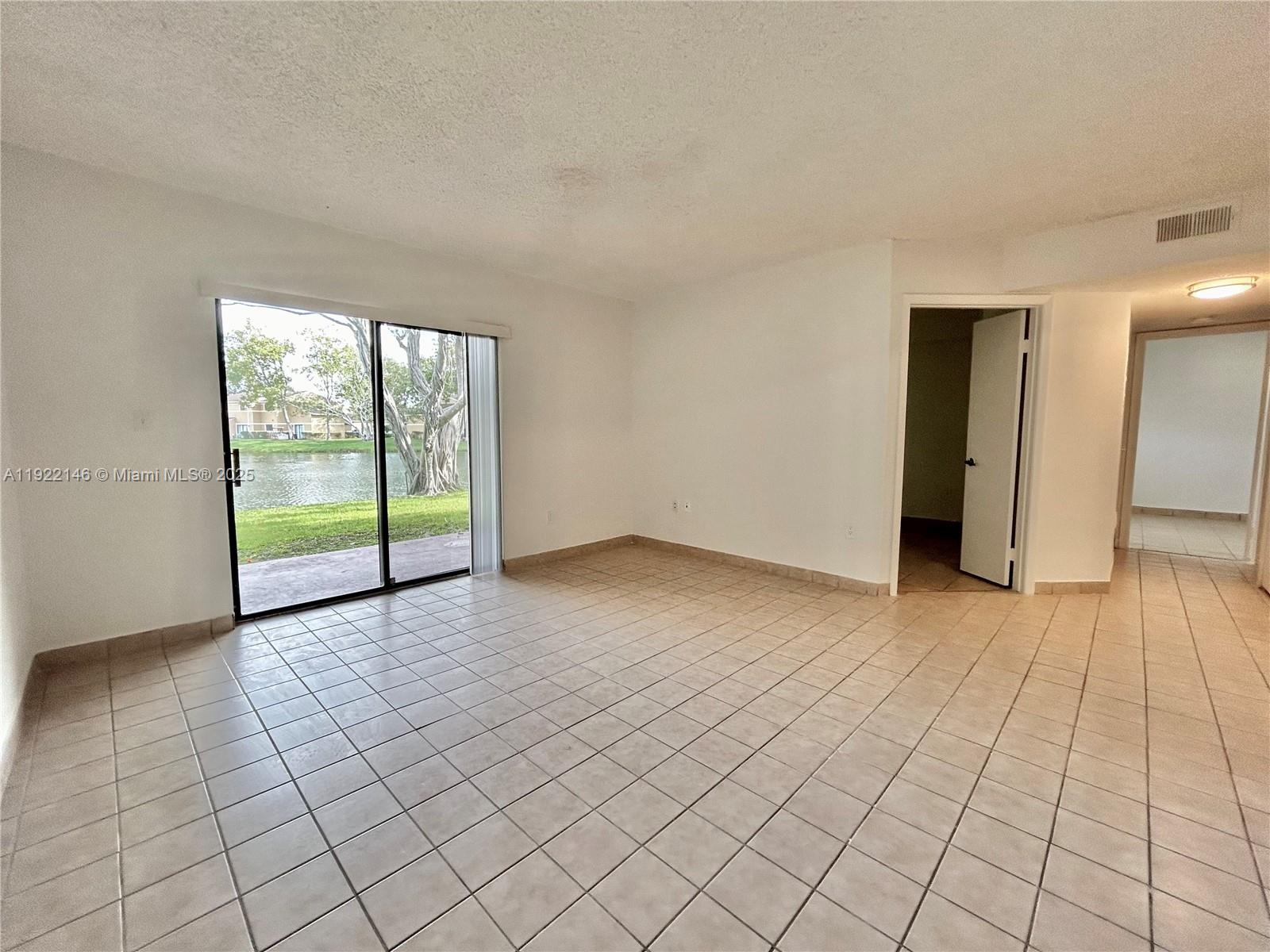 PALMS OF PEMBROKE CONDO - Residential Lease