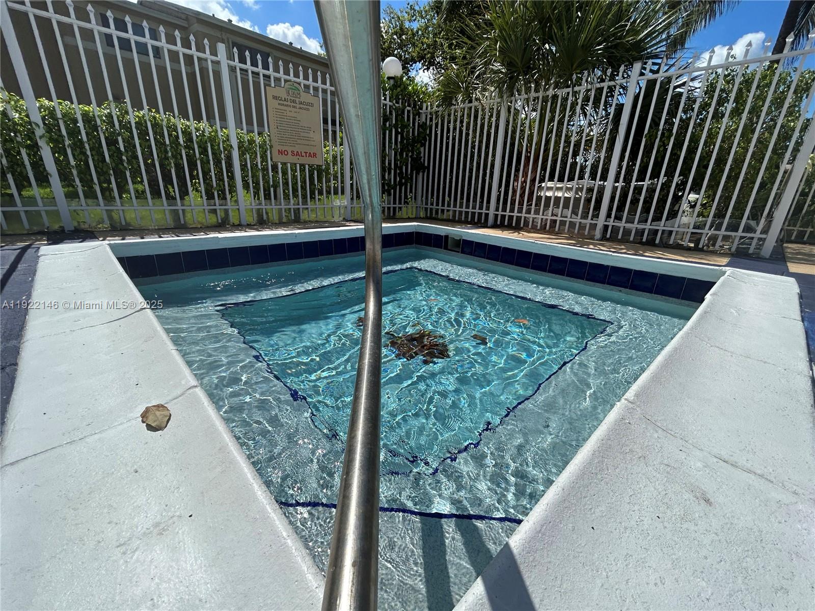 PALMS OF PEMBROKE CONDO - Residential Lease