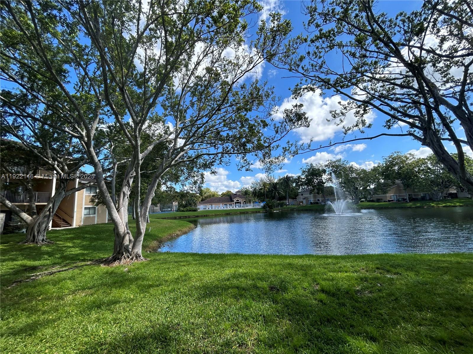 PALMS OF PEMBROKE CONDO - Residential Lease