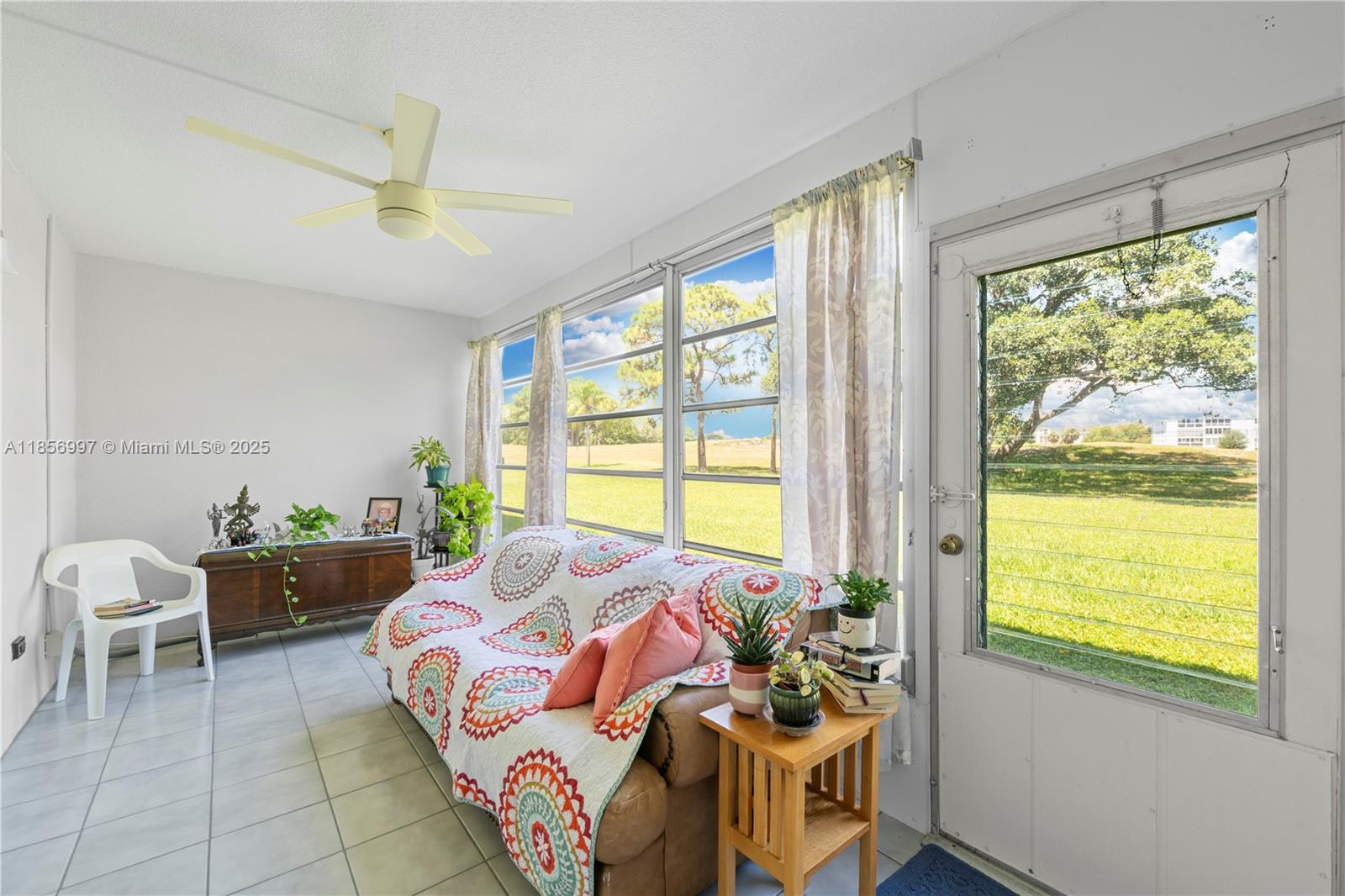 ELLESMERE A CONDO - Residential